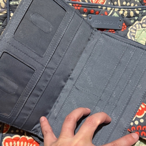 Vera Bradley wallet - Picture 4 of 5